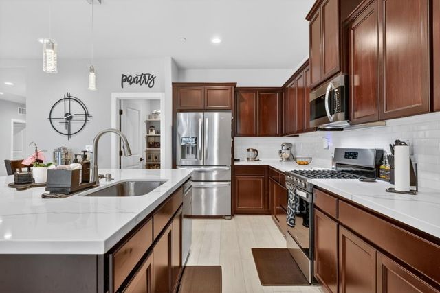 799 Havenwood Dr, Lincoln, CA 95648