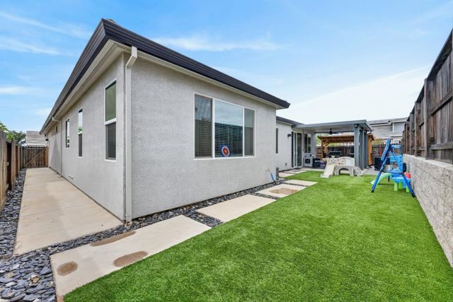 799 Havenwood Dr, Lincoln, CA 95648