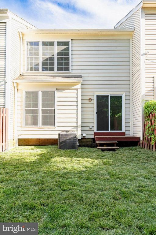 Image 20 of property listing at 114 GENTLEBROOK RD, Owings Mills, MD 21117