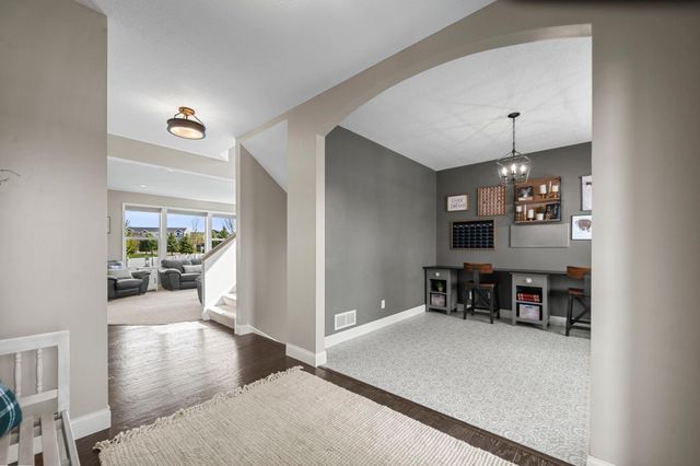 6023 158th Street W, Apple Valley, MN 55124