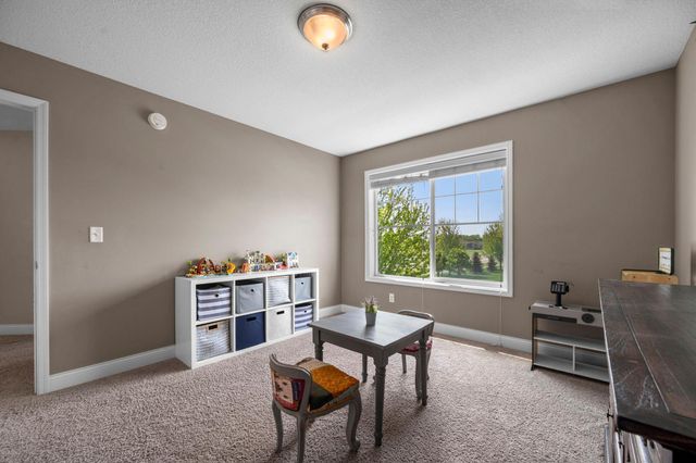6023 158th Street W, Apple Valley, MN 55124