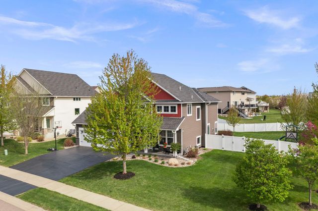 6023 158th Street W, Apple Valley, MN 55124