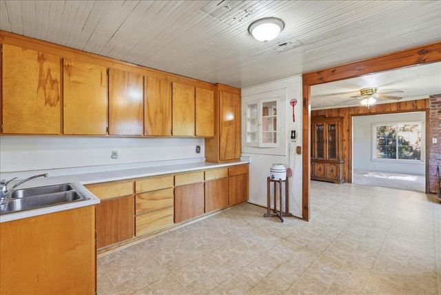 18379 Empire St, Plymouth, CA 95669