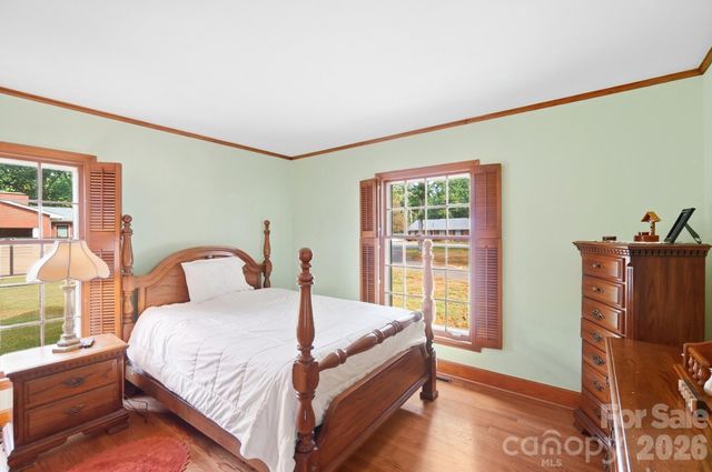 3031 Gardner Park Drive, Gastonia, NC 28054