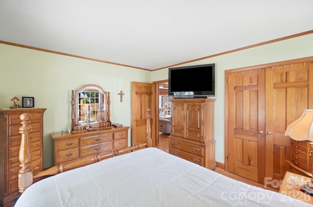 3031 Gardner Park Drive, Gastonia, NC 28054