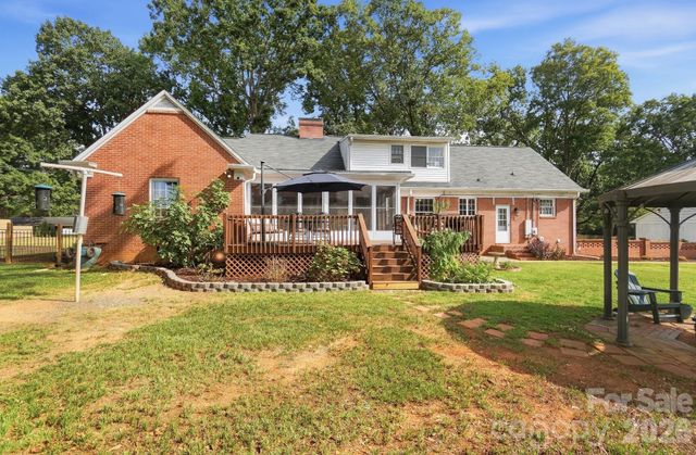 3031 Gardner Park Drive, Gastonia, NC 28054