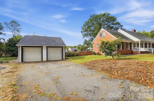 3031 Gardner Park Drive, Gastonia, NC 28054