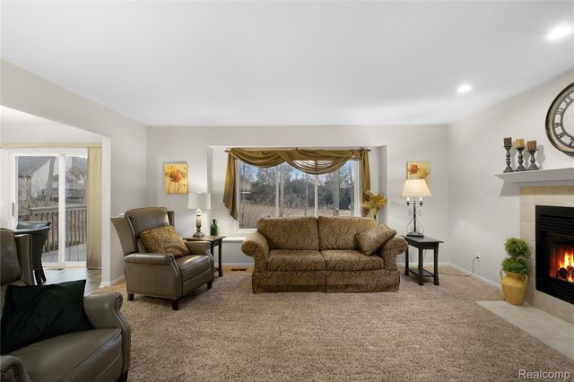 410 Bent Oak Street, Fenton, MI 48430