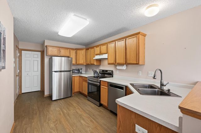 13519 Partridge Circle NW, Andover, MN 55304