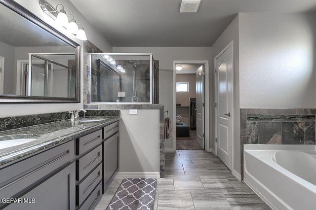 2183 ENCHANTED BRIM Drive, El Paso, TX 79911