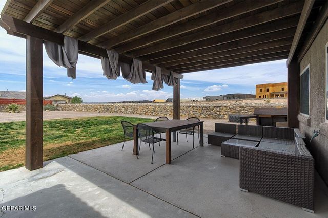 2183 ENCHANTED BRIM Drive, El Paso, TX 79911