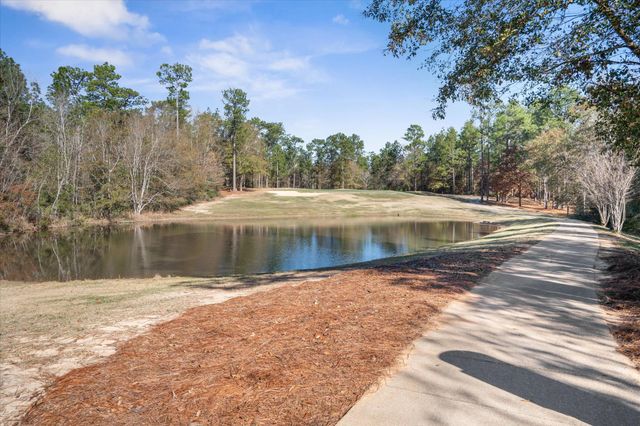 131 Shadow Lake, Hattiesburg, MS 39402