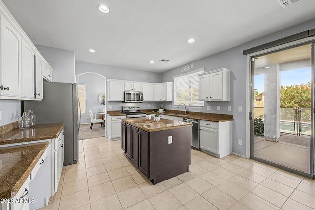 12077 N 141ST Drive, Surprise, AZ 85379