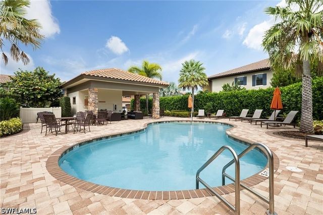 9658 Montelanico LOOP 201, Naples, FL 34119