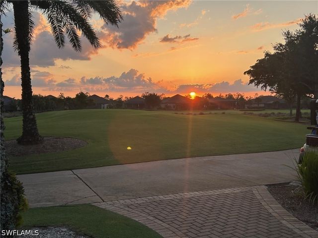 9658 Montelanico LOOP 201, Naples, FL 34119