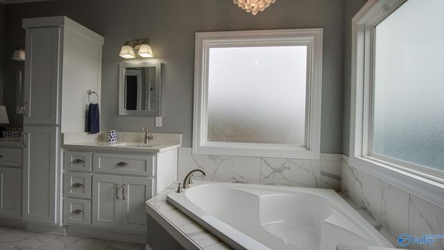 52 Jewel Drive, Grant, AL 35747