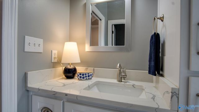 52 Jewel Drive, Grant, AL 35747