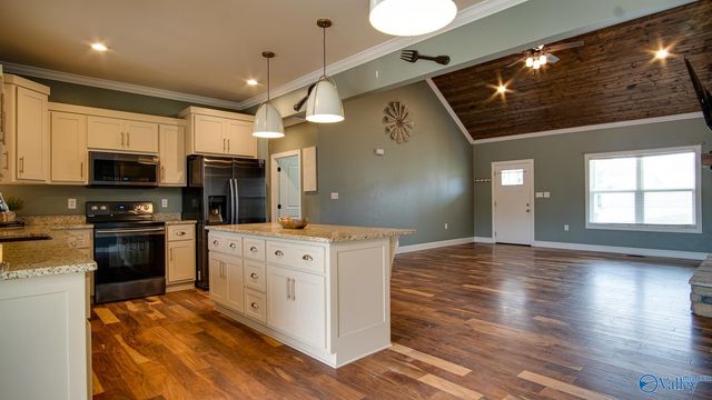 52 Jewel Drive, Grant, AL 35747