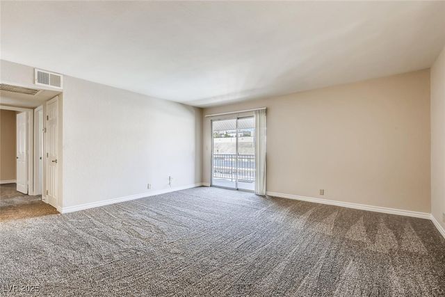 5224 River Glen Drive 446, Las Vegas, NV 89103