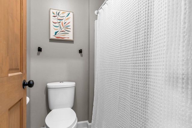 5429 BRODERICK ROAD, Omro, WI 54963