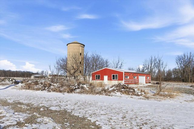 5429 BRODERICK ROAD, Omro, WI 54963