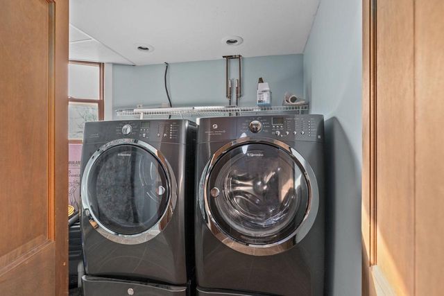 5429 BRODERICK ROAD, Omro, WI 54963