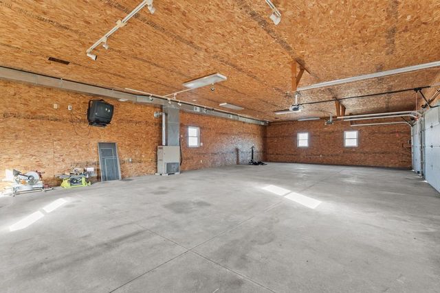 5429 BRODERICK ROAD, Omro, WI 54963