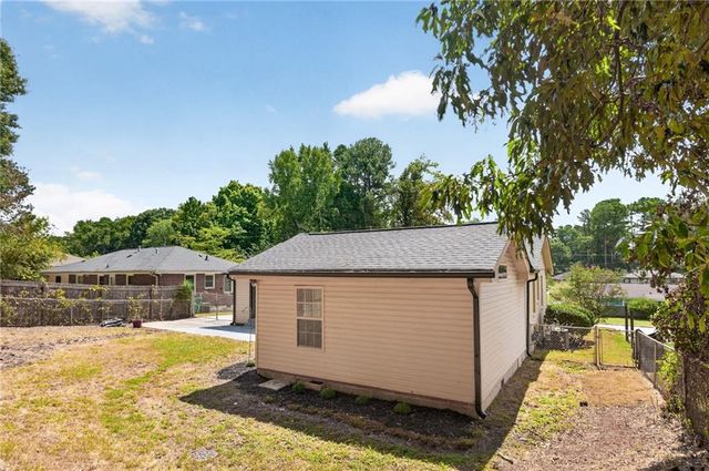 3226 Bobolink Drive, Decatur, GA 30032