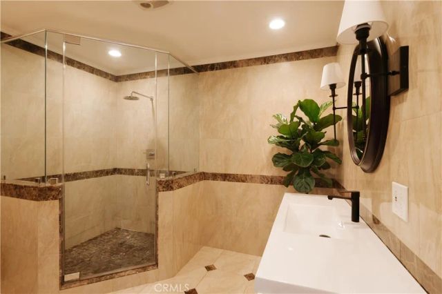 8202 Rhea Avenue, Reseda, CA 91335