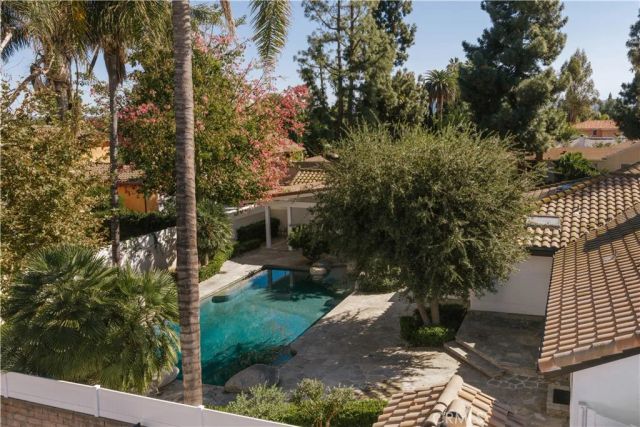 8202 Rhea Avenue, Reseda, CA 91335