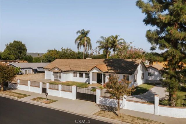 8202 Rhea Avenue, Reseda, CA 91335