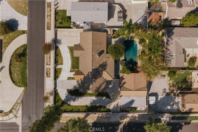 8202 Rhea Avenue, Reseda, CA 91335
