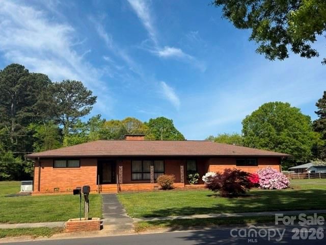 725 Fieldstone Road, Mooresville, NC 28115