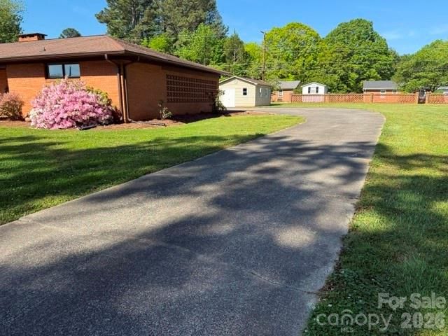 725 Fieldstone Road, Mooresville, NC 28115