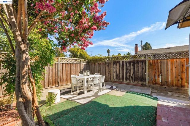 5984 Fair Ave, Newark, CA 94560