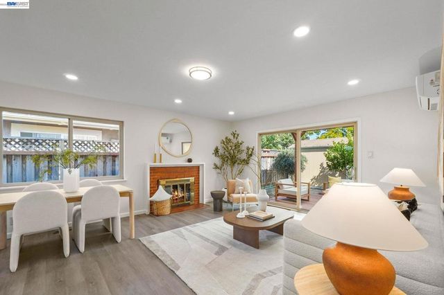 5984 Fair Ave, Newark, CA 94560