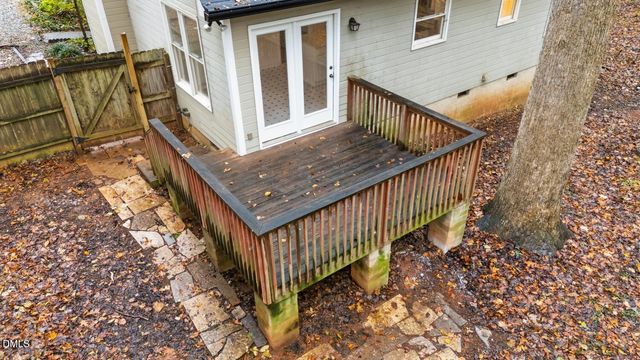 603 Buttonwood Drive, Hillsborough, NC 27278