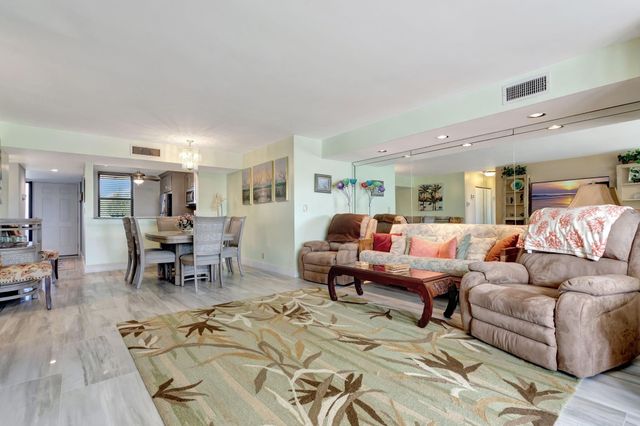 2767 Carambola Circle 304, Coconut Creek, FL 33066