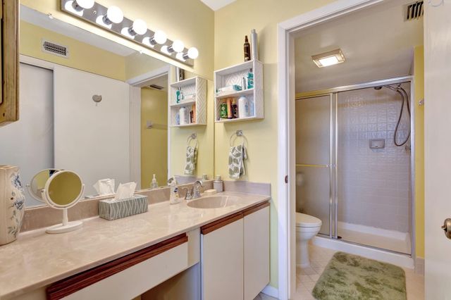 2767 Carambola Circle 304, Coconut Creek, FL 33066