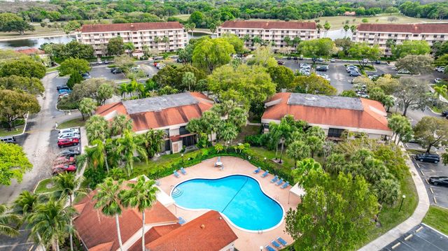 2767 Carambola Circle 304, Coconut Creek, FL 33066