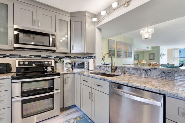 2767 Carambola Circle 304, Coconut Creek, FL 33066