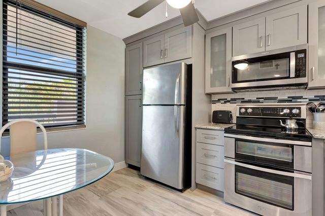 2767 Carambola Circle 304, Coconut Creek, FL 33066