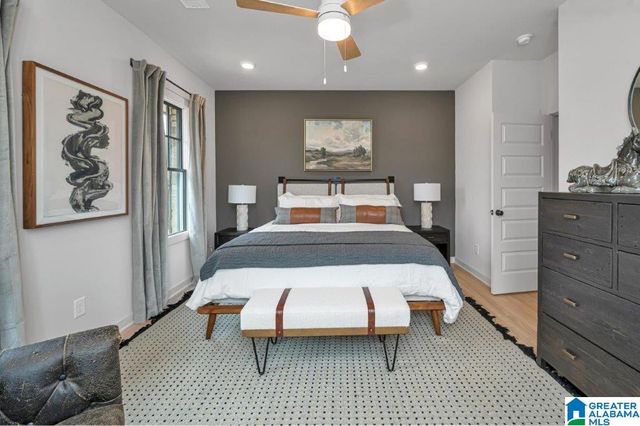 4496 EVERLEE PARKWAY, Hoover, AL 35244