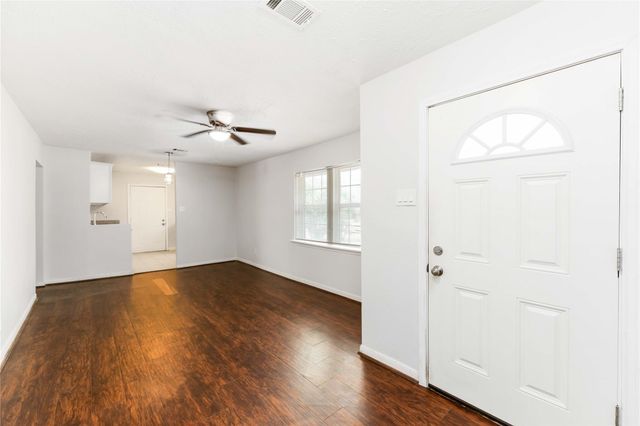 3122 Sunnydale Drive, Houston, TX 77051