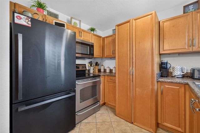13125 WILCOX 15103, Largo, FL 33774