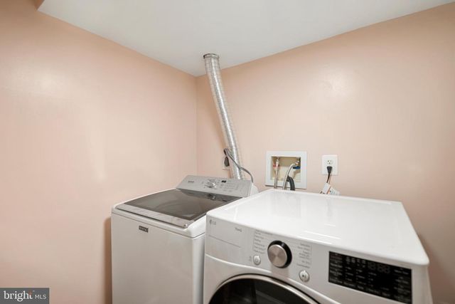 3721 HUNTLEY MEADOWS LN, Alexandria, VA 22306