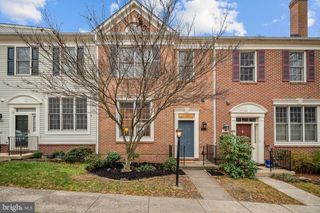 3721 HUNTLEY MEADOWS LN, Alexandria, VA 22306
