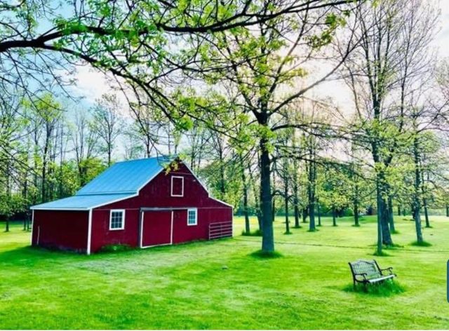 14 Ferry Road, South Hero, VT 05486