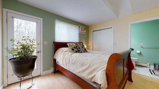 14 Ferry Road, South Hero, VT 05486