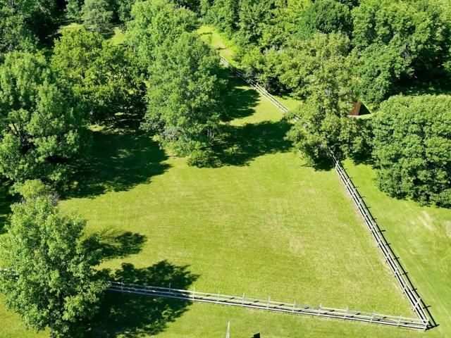 14 Ferry Road, South Hero, VT 05486